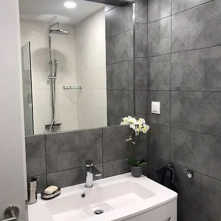New Luxury In Top Centre Apartamento